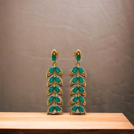 E2915061 Boucles d'oreilles en laiton plaqué or avec pierres semi-précieuses